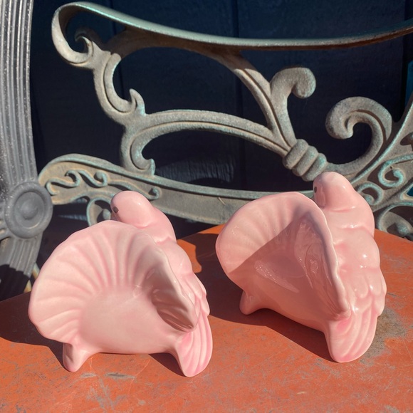 Vintage 50’s Pink Ceramic Bird Figurines MCM love doves with fanned feathers - Picture 4 of 14